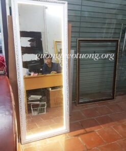 Gương soi đèn led treo tường, dựa tường, có chân di chuyển được