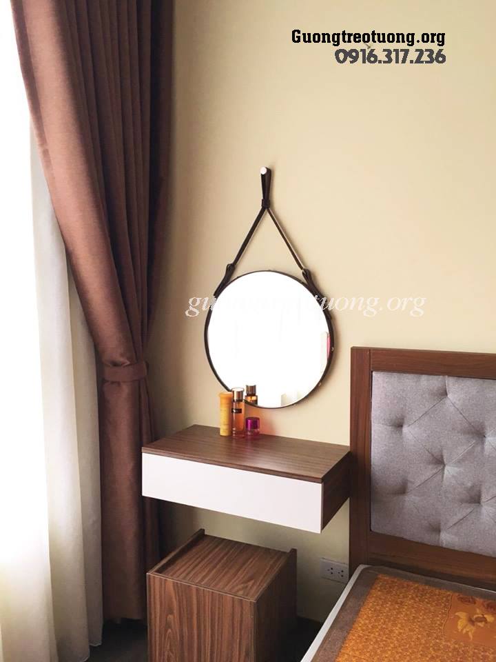 gương dây da treo tường