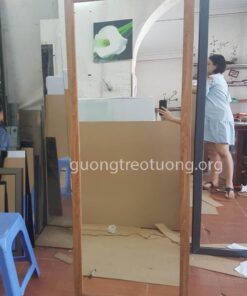 Gương đứng có chân mã F5GV