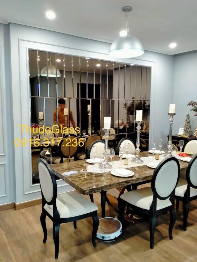 gương dán tường bàn ăn gương dán tường bàn ăn