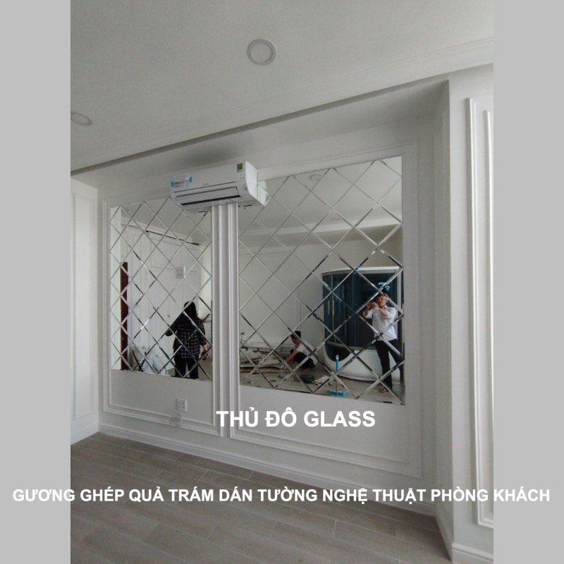Gương ghép quả trám dán tường nghệ thuật phòng khách
