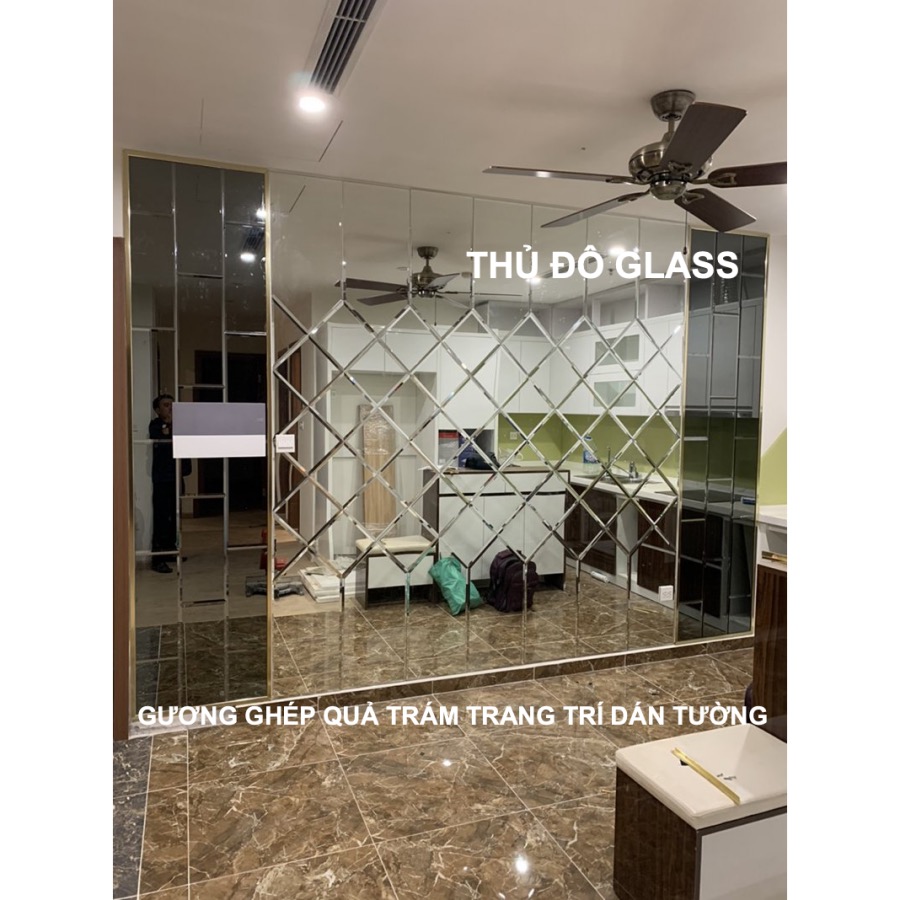 Gương ghép quả trám trang trí dán tường Hà Đông Hà Nội