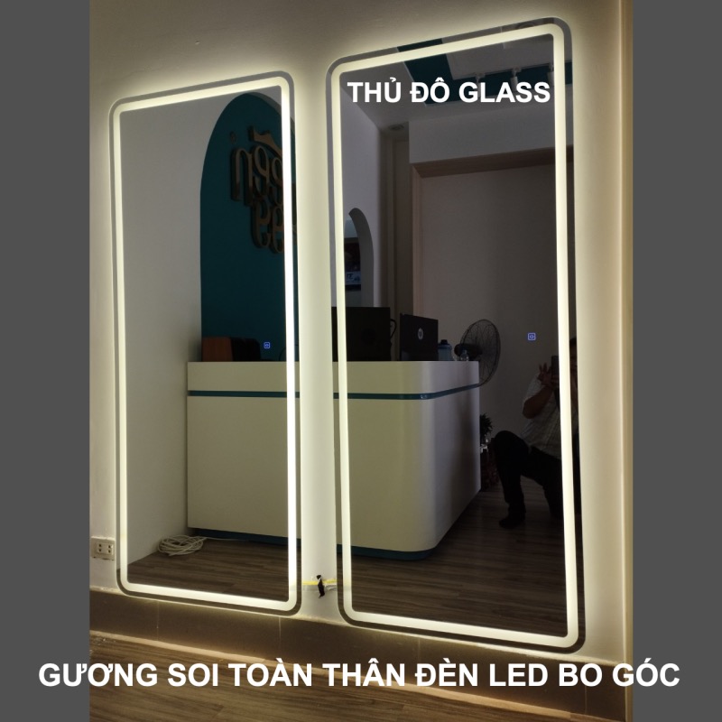 Gương soi toàn thân đèn led HCM bo góc