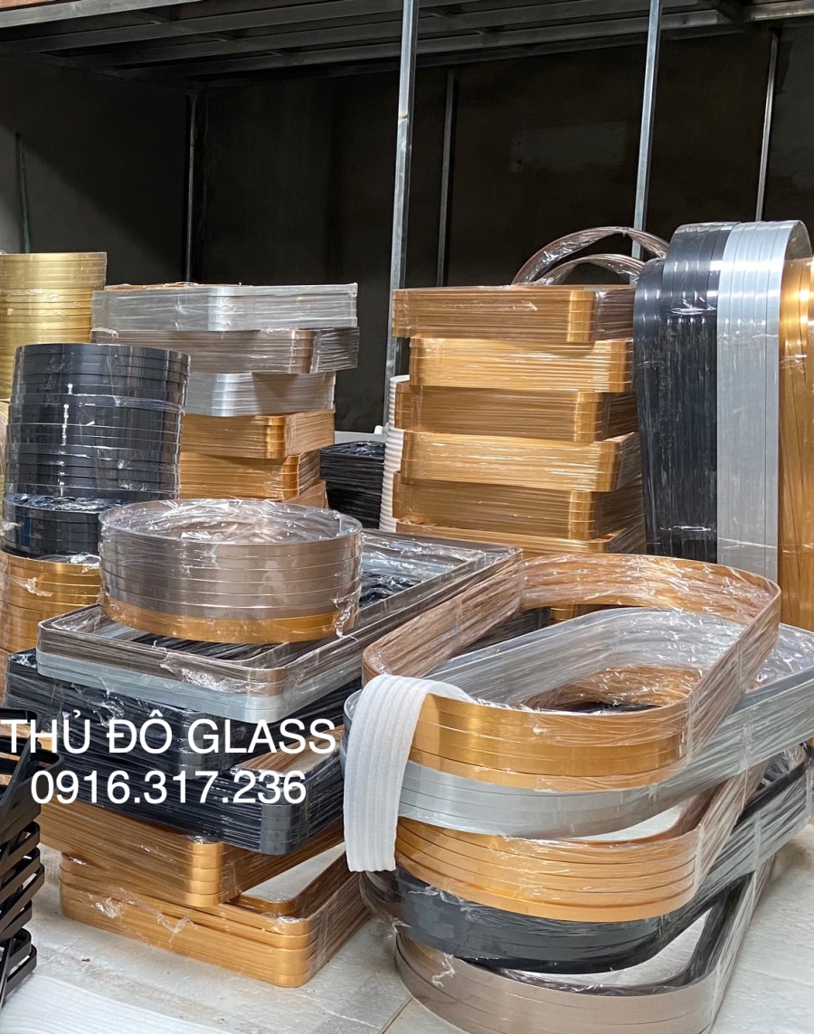 Gương soi toàn thân khung nhôm treo tường