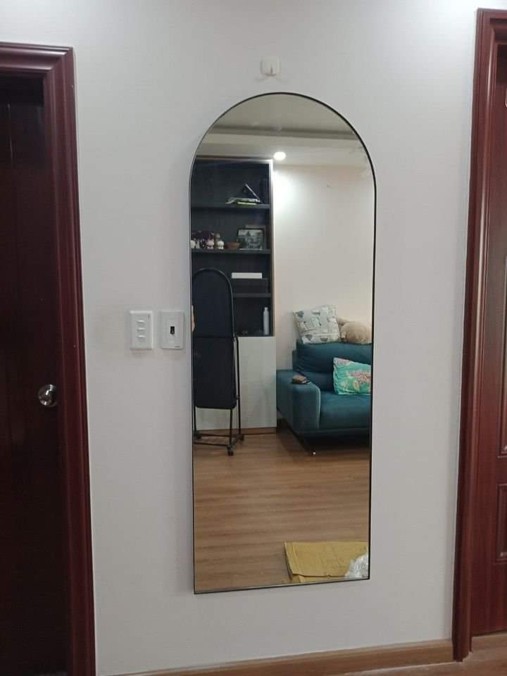 Mẫu gương soi toàn thân