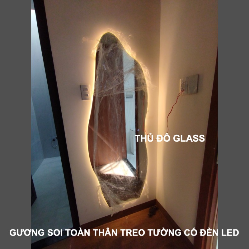 Gương soi toàn thân treo tường có đèn led