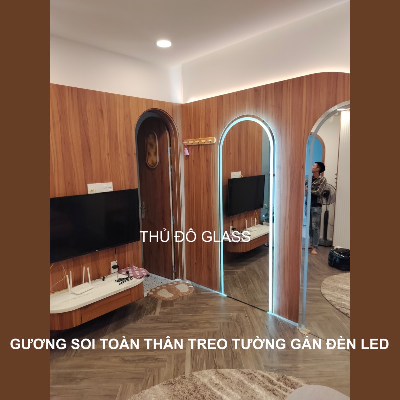 Gương soi toàn thân treo tường gắn đèn led