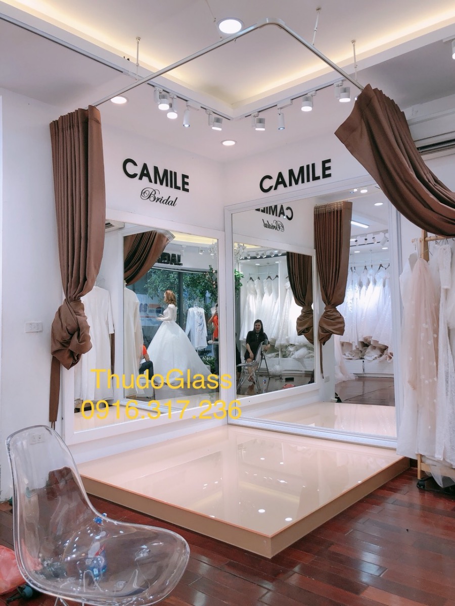 Gương tiệm thời trang quần áo váy cưới Gương tiệm thời trang quần áo váy cưới