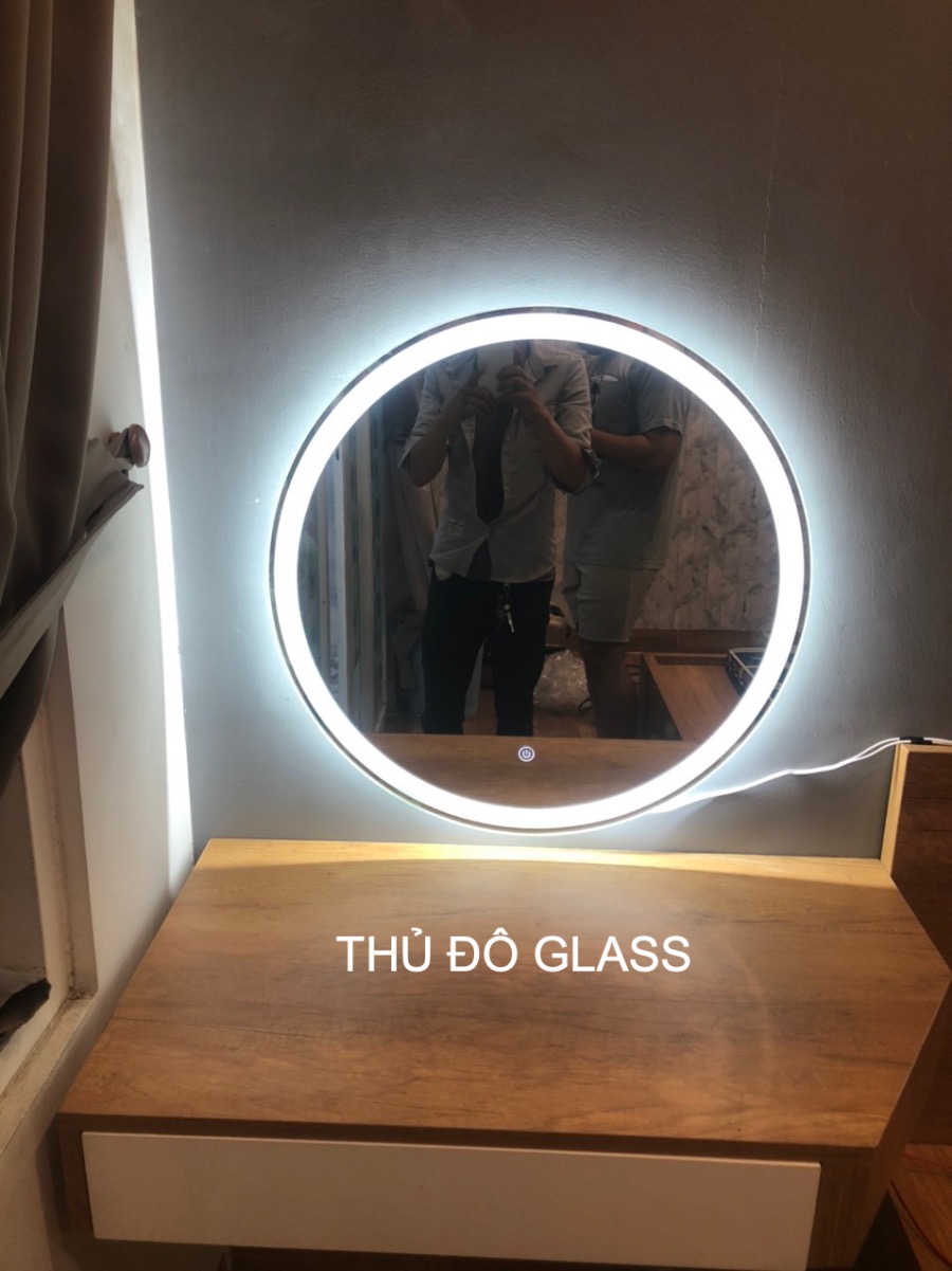Gương trang điểm treo tường đèn led Đà Nẵng
