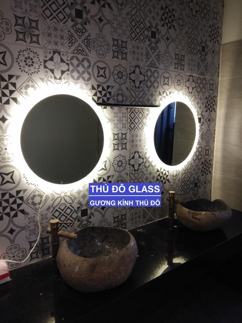 Gương tròn treo tường đèn led