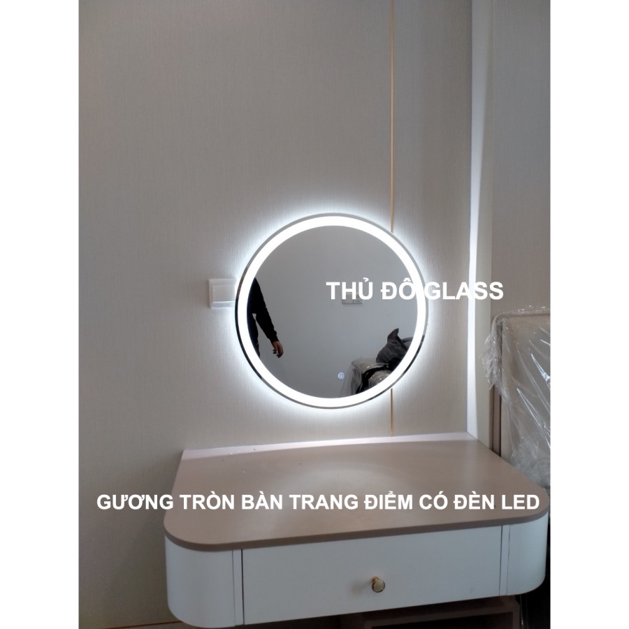 Gương tròn treo tường bàn trang điểm có đèn led tại Hà Nội