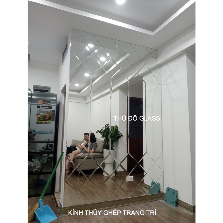 Kính thủy ghép trang trí dán tường tại quận 9 Thủ Đức TPHCM Kính thủy ghép trang trí dán tường tại quận 9 Thủ Đức TPHCM
