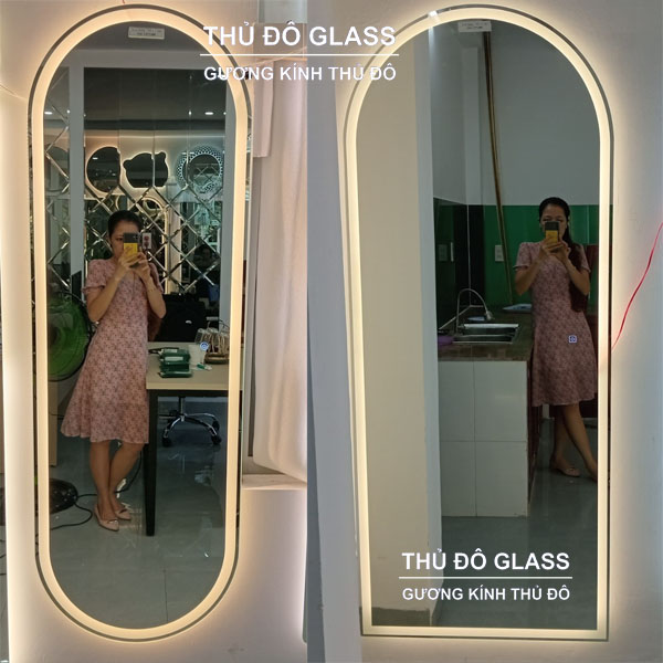 Mẫu gương soi toàn thân treo tường có đèn led đẹp